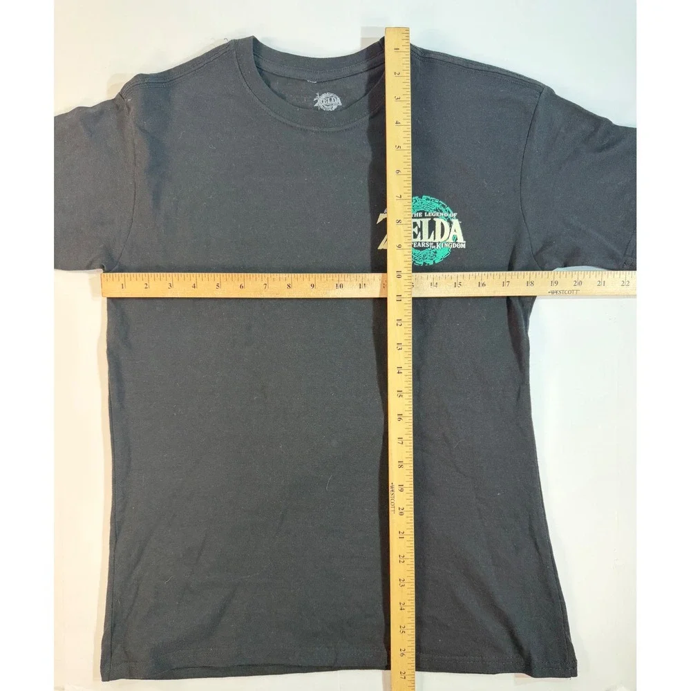Nintendo Legend of Zelda Tears of the Kingdom Link Graphic T-Shirt Black Large